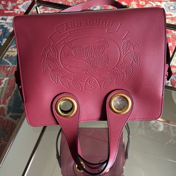 Authentic Burberry bag - Picture 2 of 13